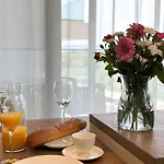アパート Three-bedroom Penthouse The Riviera Three -s3
