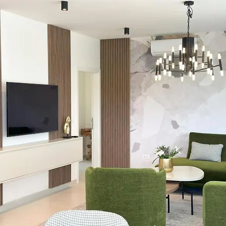 Three-bedroom Penthouse The Riviera Three -s3 Kožino