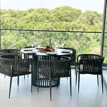 Three-bedroom Penthouse The Riviera Three -s3 شقة Kožino