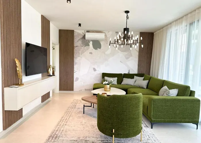 شقة Three-bedroom Penthouse The Riviera Three -s3 Kožino